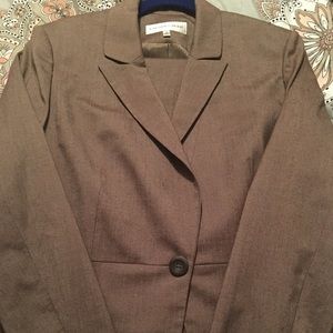Jones New York suit